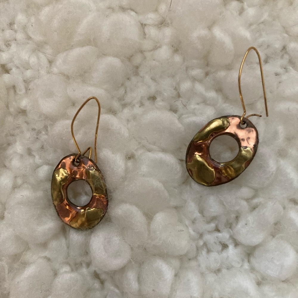 Metal oval earrings